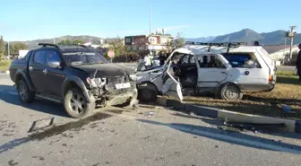 Gazipaşa Sanayi Kavşağında Kaza: 1 Yaralı