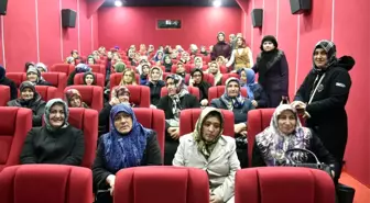 Hayatlarında İlk Kez Sinemaya Gittiler