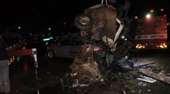 İzmir'de Kaza: 1 Ölü, 2 Yaralalı