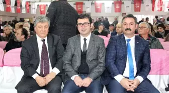 CHP Bergama'da Yeni Başkan Mehmet Ecevit Canbaz Oldu