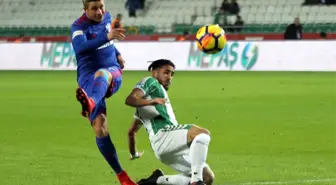 Atiker Konyaspor İlk Yarıyı Önde Kapattı