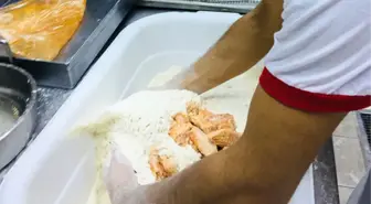 Kfc Tavuklarının Mutfak Sırları