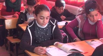 Bağış Yaparken Yazdığı Notla Herkesi Duygulandıran Öğrenci Bulundu