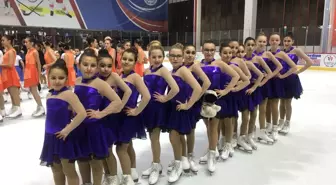 Bosphorus Blue Senkronize Buz Pateni Takımı, Türkiye İkincisi Oldu