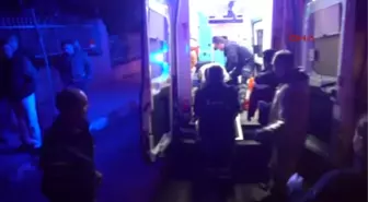 Edirne - Otomobile Çarpan Kamyonet Kaldırıma Çıkıp Yayayı Ezdi 3 Yaralı