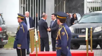 Makedonya Başbakanı Zaev Kosova'da