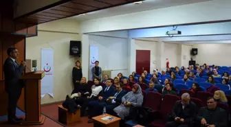 Osmangazi'deki Eczacılara Akılcı İlaç Eğitimi