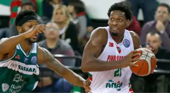 Pınar Karşıyaka-Dinamo Sassari: 70-79