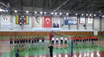 Nevşehir'de A Genç Erkekler Voleybol Turnuvası Sona Erdi