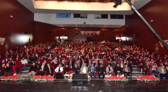 Şanlı Tarihin Anlatıldığı Konferansta Salonlar Doldu Taştı