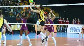 Cev Şampiyonlar Ligi'ndeki Türkiye Derbisinde Kazanan Vakıfbank