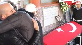 Toygar Işıklı'nın Kıbrıs Gazisi Babası, Askeri Törenle Uğurlandı