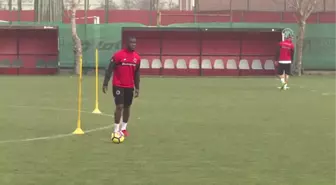 Elvis Manu ve Jailton 'Ümit Özat' Dedi (2)