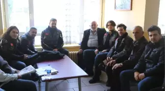 Motosiklet Tutkunlarından Huzurevine Anlamlı Ziyaret