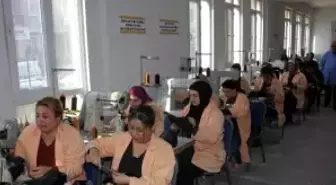 Erkek Ayakkabısına Kadın Eli Değecek