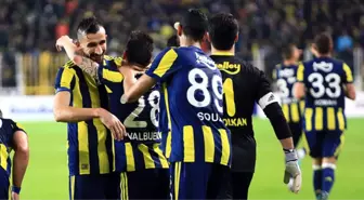 Fenerbahçe, 49 Hafta Sonra İlk 2'de