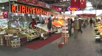 Pazarda Sebze Meyve Fiyatları El Yakıyor