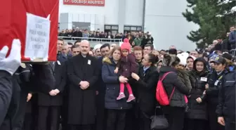 Ankara'da Asayiş Uygulaması Sırasında Kaza Kurşunu: 1 Polis Şehit (3)