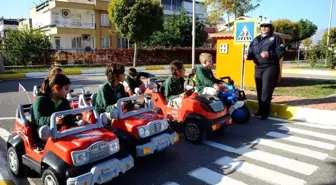 Kepez'de Öğrencilere Trafik Eğitimi