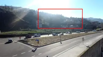 Rize'de Duble Yol İnşaatında Köylerine Giriş Yolu Yapılmayan Köylüler İsyan Etti