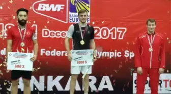 Erzincanlı Sporculardan Badminton da 2 Madalya