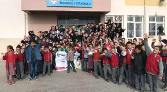 Gaün Öğrencilerinden 'Minik Kalpler Üşümesin' Projesiyle Yardım Kampanyası