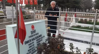 Başkan Toprak Ömer Halisdemir'i Kabri Başında Andı