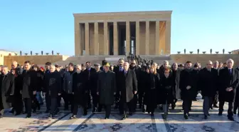 İsmet İnönü Kabri Başında Anıldı