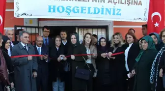 Yenişehir Belediyesi Kadın Meslek ve Eğitim Merkezi Açtı