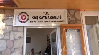 Antalya-Yabancı Kadınlar En İyi Türk Kahvesini Yapmak İçin Yarıştı