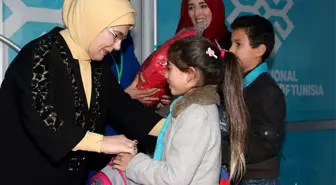 Emine Erdoğan Tunus'ta Maarif Okulu'na Ziyaret