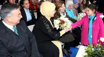 Emine Erdoğan Tunus'ta Maarif Okulu'nu Ziyaret Etti