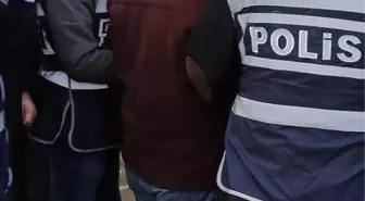 Kapatılan Üniversitenin Akademisyen ve Çalışanlarına Operasyon