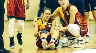 Ayşegül Günay'dan Galatasaray'a Kötü Haber