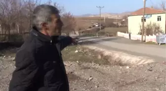 Güllü Nine,1 Yıldır 67 Yıllık Hayat Arkadaşını Bekliyor