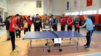 Hakkari'de 'Valilik Masa Tenisi Halk Turnuvası' Düzenlendi