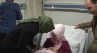 2018'in İlk Bebeğini Bakan Fatma Betül Sayan Kaya Ziyaret Etti