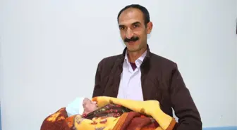 Adıyaman'da Yeni Yılın İlk Bebeği 'Yunus' Oldu