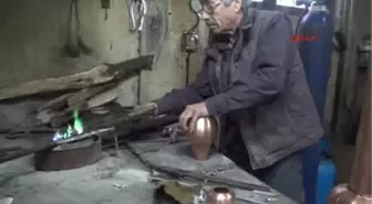 Aydın Cami Minaraleri İçin Yaptığı Alemleri Dünyaya Satıyor