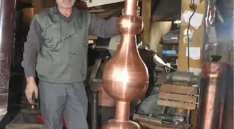 Cami Minareleri İçin Yaptığı Alemleri Yurt Dışına Satıyor