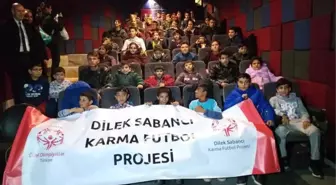 Kaymakam Sırmalı'dan Özel Çocuklara Yeni Yıl Hediyesi