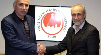 Sivas İmam Hatipliler Derneği'nde Görev Değişimi