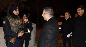 Tütüncü ve Dinç'den Görev Başındaki Polislere Ziyaret