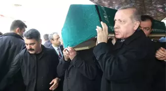 Cumhurbaşkanı Erdoğan, Kas Hastalığından Hayatını Kaybeden Gencin Cenazesine Katıldı