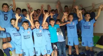 U-14 Gençler Ligi'nde 7 Mart Kadirli Demirspor Şampiyon