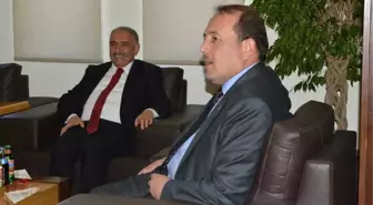 AK Parti Genel Başkan Yardımcısı Karacan, Niğde Belediyesini Ziyaret Etti