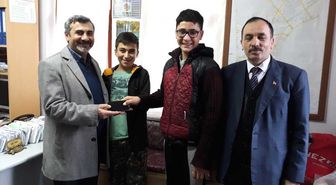 Çubuk'ta Öğrencilerden Örnek Davranış