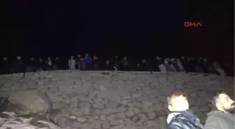 Hakkari'de Yolcu Minibüsü Devrildi: 1 Ölü, 4 Yaralı