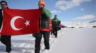 Dağcılar, Sarıkamış Şehitleri İçin Allahuekber Dağı'nda Zirve Tırmanışına Başladı - Kars