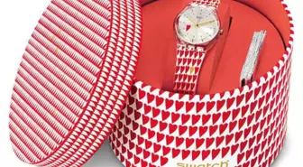 Swatch'tan Sevgililer Günü Özel Saati